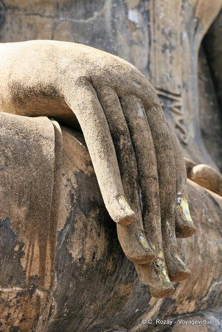 FOGLIA ORO unghie, Sukhothai, Wat Mahathat - La Tailandia
