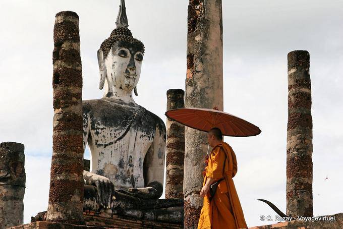 Turismo religioso, Sukhothai, Wat Mahathat - La Tailandia