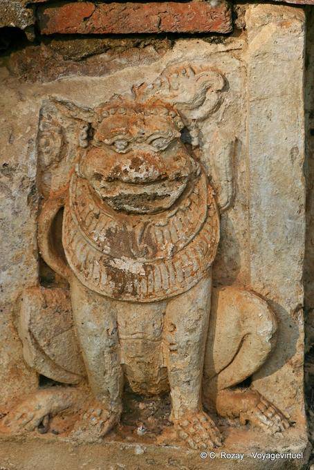 un rospo bassorilievo, Sukhothai, Wat Mahathat - La Tailandia