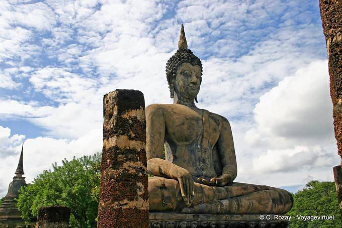 Il grande viharn, Sukhothai, Wat Mahathat - La Tailandia