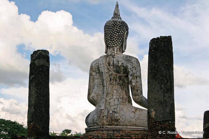 Vista posteriore Buddha, Sukhothai, Wat Trapang Ngoen - La Tailandia