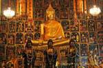 Sfondo murales cinesi, Wat Choeng Phanan, Ayutthaya, La Tailandia.