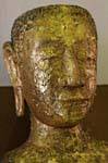 Busto di un antico Buddha, Wat Phra Sri Samphet, Ayutthaya, La Tailandia.