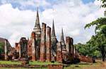 Le colonne del grande tempio, Wat Phra Sri Samphet, Ayutthaya, La Tailandia.