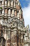Garuda su prang, Wat Raj Burana, Ayutthaya, La Tailandia.