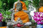 Trittico buddista, Wat Yai Chai Mongkol, Ayutthaya, La Tailandia.