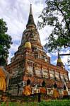Pagoda che celebra la sconfitta dei birmani, Wat Yai Chai Mongkol, Ayutthaya, La Tailandia.