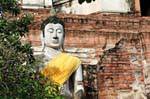 Festoni Buddha, Wat Yai Chai Mongkol, Ayutthaya, La Tailandia.