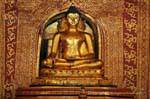 Phra Buddha statue Sihing, Wat Phra Singh, Chiang Mai, La Tailandia.