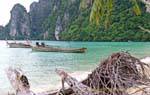 Lato destro di Railay, Koh Phi Phi, La Tailandia.