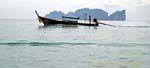 Tradizionale Long Tail, Koh Phi Phi, La Tailandia.