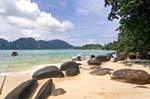 Parte occidentale di Long Beach, Koh Phi Phi, La Tailandia.