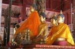 Buddha in Viharn Nam Tam, il Wat Phra That Lampang Luang, La Tailandia.