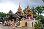 Tempio tradizionale birmano, Lampang, Wat Sri Chum, La Tailandia.