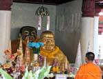 La cappella tre Buddha panciuti, Phitsanulok, La Tailandia.