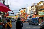 Passeggiata Città, Phitsanulok, La Tailandia.