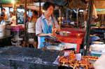 Mercato Stufa Sukhothai, La Tailandia.
