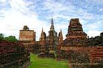Gruppo centrale da Attharot Phra Buddha, Sukhothai, Wat Mahathat, La Tailandia.