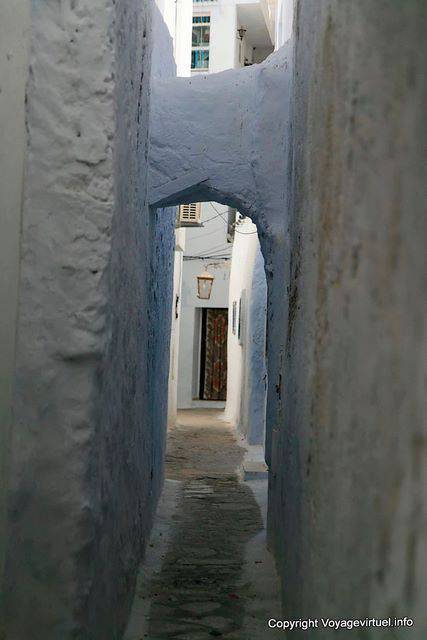 Hammamet, una strada stretta nella medina - Tunisia