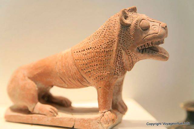 Scultura in terracotta Lion, Museo Archeologico Kerkuane - Tunisia