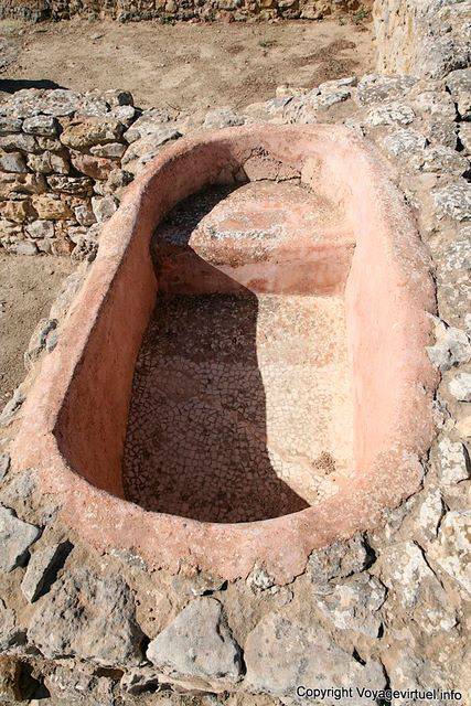 Kerkuane, bagno con vasca punica - Tunisia