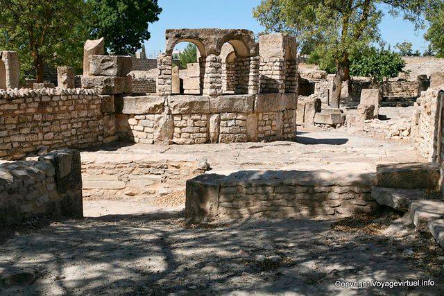 Archaeological Site Makthar, bagni Schola di Juvenes - Tunisia