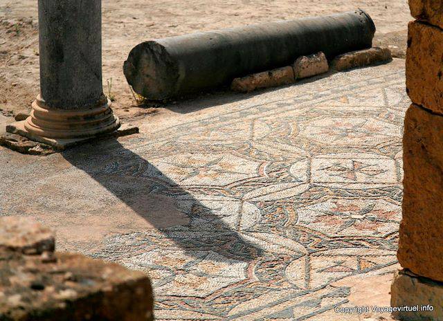 Thuburbo Majus, Casa del labirinto, mosaico - Tunisia
