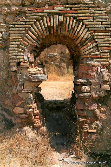 Thuburbo Majus, il percorso di mattoni - Tunisia