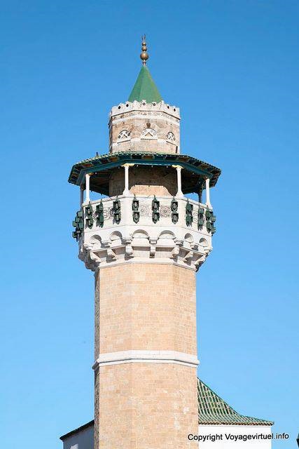 Il minareto moschea Youssef Dey Tunisi - Tunisia