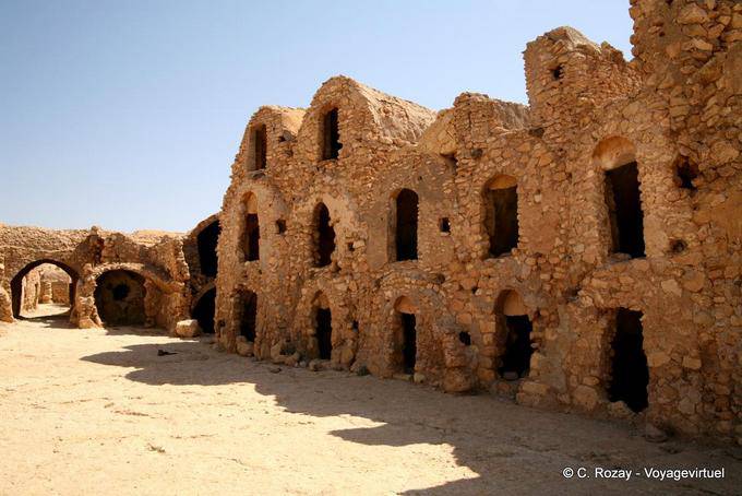 Ghorfas piani, Ksar Jumaa - Tunisia