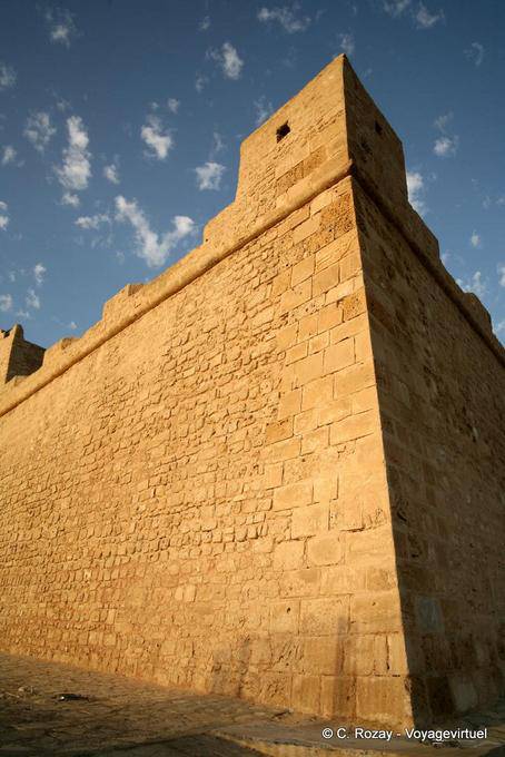 Angolo di parete, Borj el Kebir, Mahdia - Tunisia