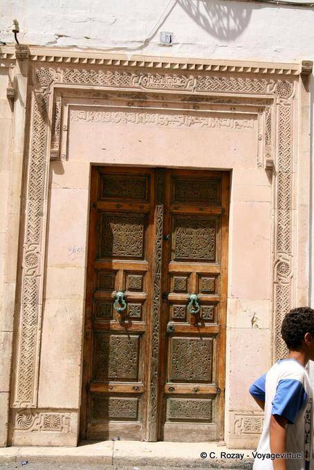 Porta con iscrizioni su coaching, Sfax - Tunisia