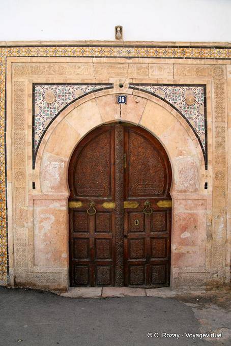 Porta Sfax riccamente decorato Sfax - Tunisia
