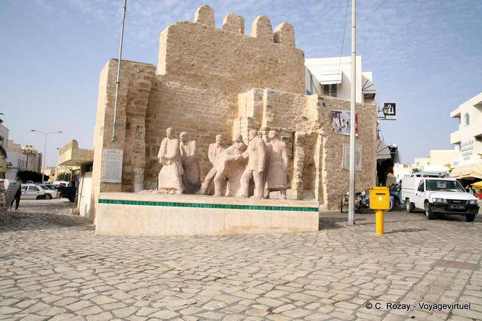 Monumento ai Martiri, Bab Jadid, Sousse - Tunisia