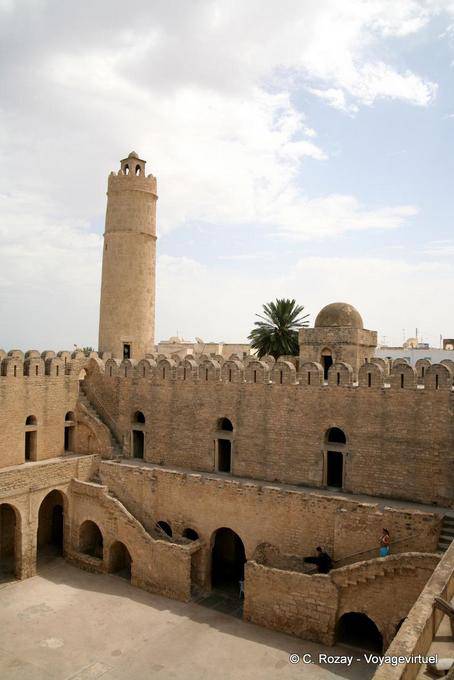 Torre lanterna ed interni scale, Ribat, Sousse - Tunisia