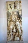 Museo Nazionale di Cartagine, bassorilievo di una donna che porta una cornucopia, Tunisia.