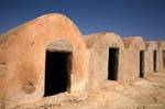 Durante il restauro, Ksar Jumaa, Tunisia.