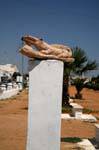 Coccodrillo, scultura, Mahares, Tunisia.