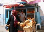 Panificio tipico nella medina di Sfax, Tunisia.