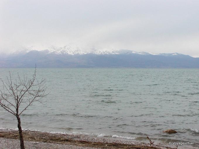 Lago Beysehir e poveri clima primaverile - Turchia
