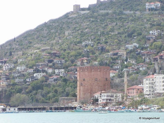 Kızıl Kule (Torre Rossa) e bastioni, Alanya - Turchia